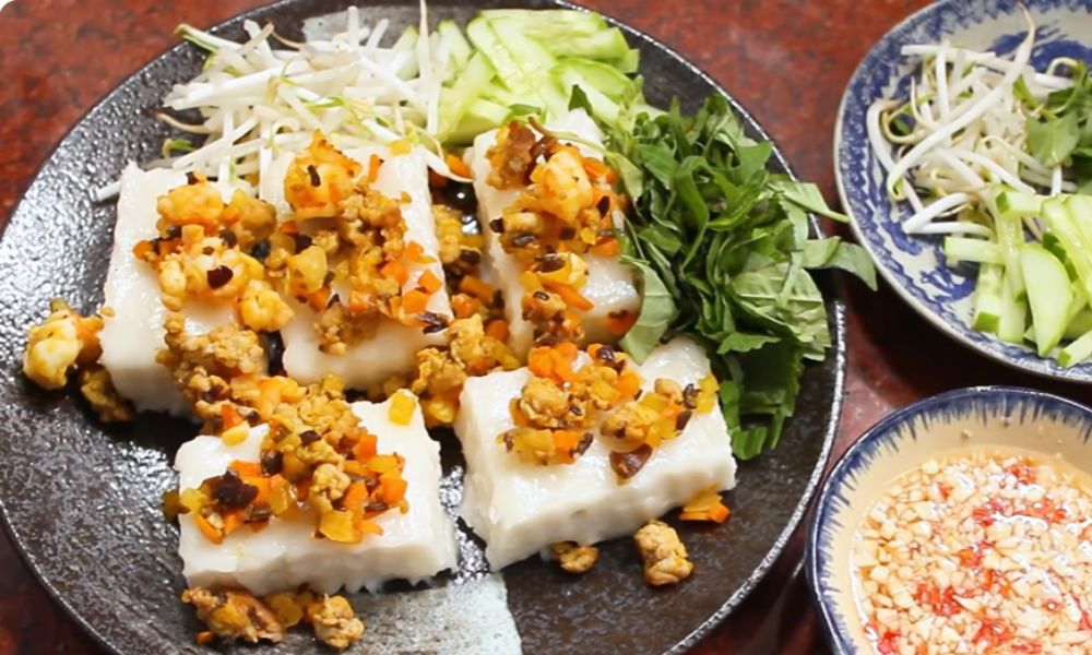 Cách làm bánh đúc tôm thịt nước cốt dừa béo ngậy